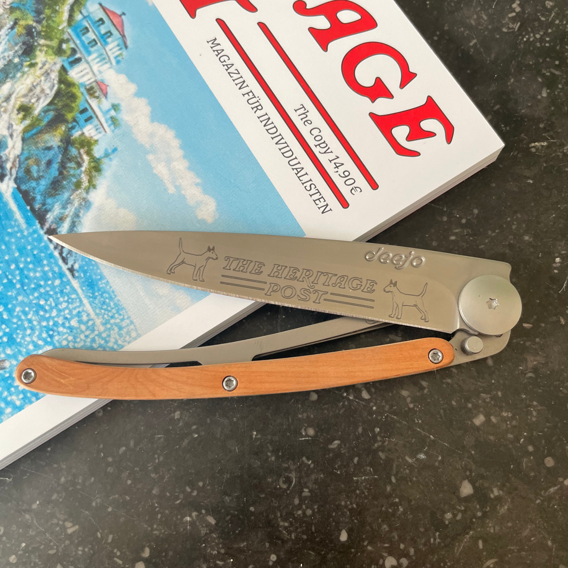 Limited_Edition_The_Heritage_Post_Deejo_Knife
